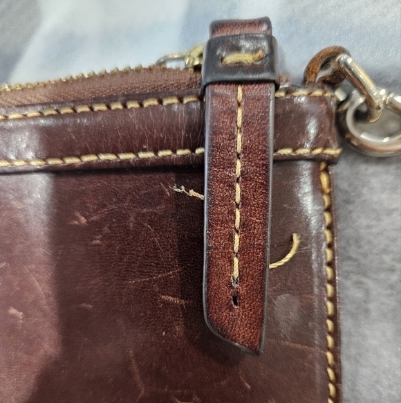 Dooney & Bourke vintage wristlet - Picture 8 of 9